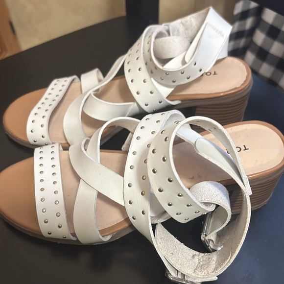 Torrid Sandals Size 10 Wide. - Picture 3 of 3